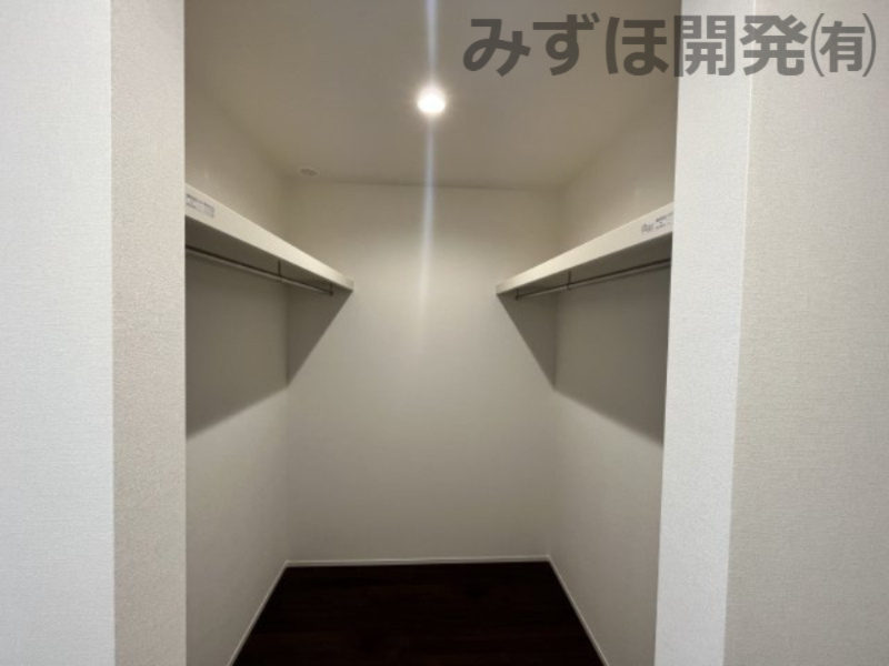 天童市長岡2441（旧住所）【A棟】の収納|ファミリークローゼット