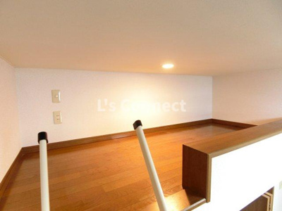 【その他】 | レジデンス紀庄 | ロフトはベッド代わりや収納に使えます。