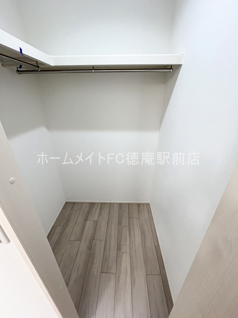 大東市諸福５丁目のアパートの収納