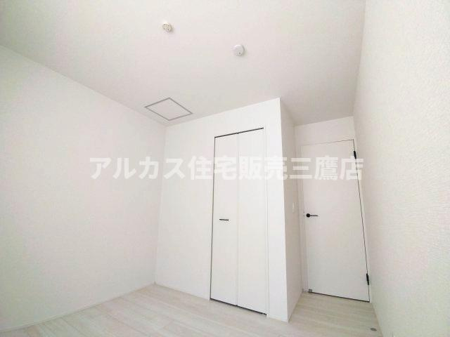 【内覧動画公開中！】三鷹市大沢１丁目 京王線 西調布駅 新築戸建の洋室