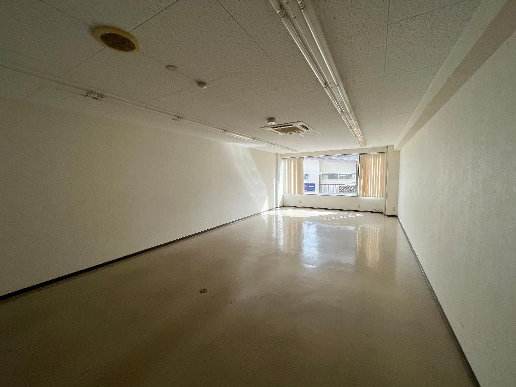 第一岐阜県ビルの内装|内装です