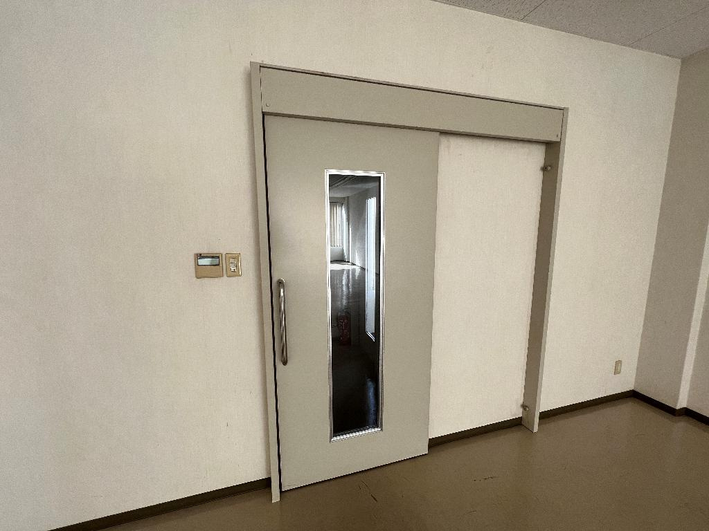 第一岐阜県ビルの玄関|ゆったりとした玄関です