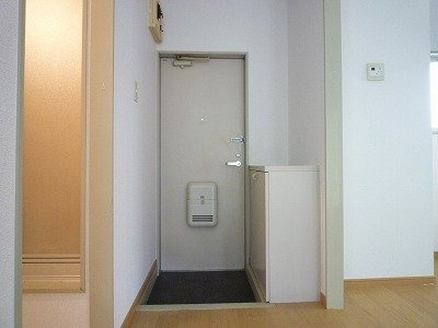 リバーシャトウの玄関