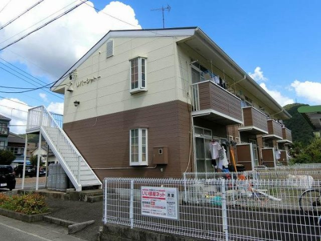 リバーシャトウの外観