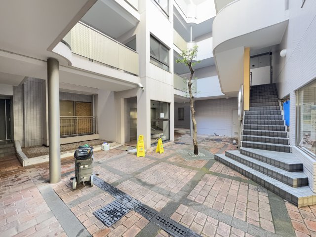 アールヴェール中延のその他共用部分|中庭（共用部分）