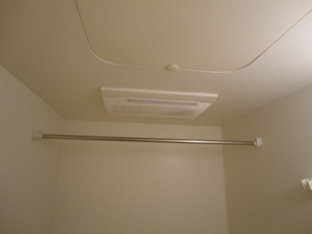 ルトゥールのその他|浴室乾燥機