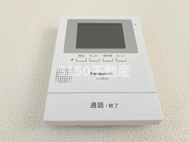 アーバンヒルズＴ２の内装|カメラ付インターホン