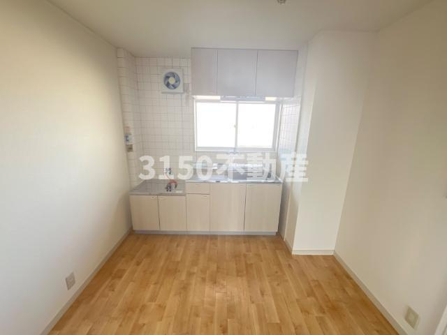 アーバンヒルズＴ２の内装|南洋室