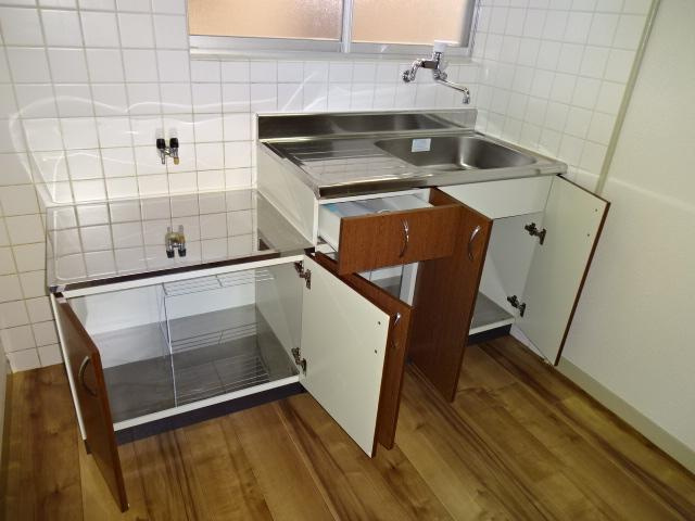 ラ・フォーレ神谷のキッチン|キッチン収納