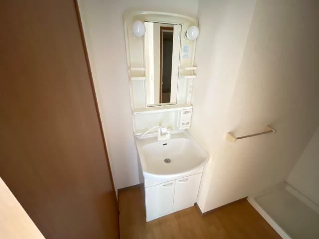 オリンピアＥの洗面所|洗髪洗面化粧台