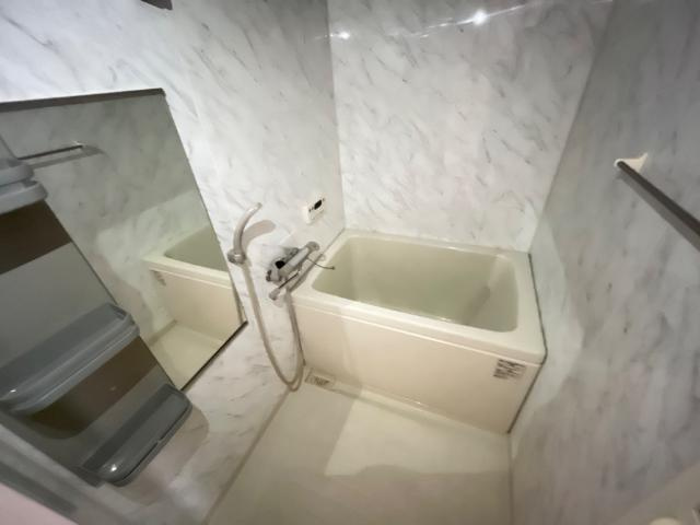 オリンピアＥの浴室|バス