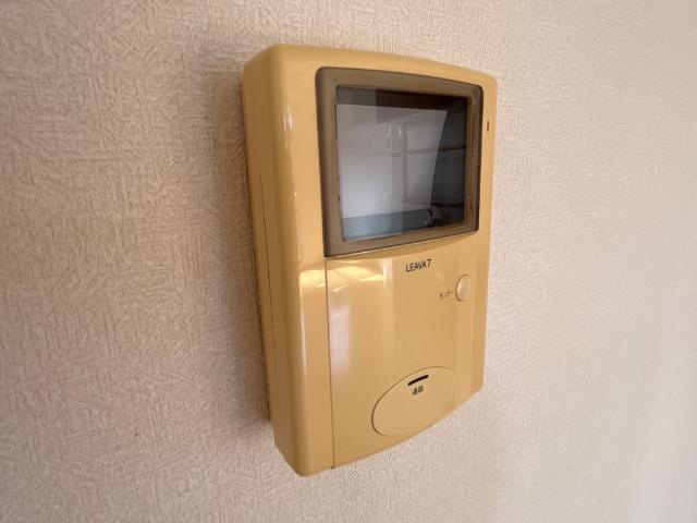 オリンピアＥの内装|カメラ付インターホン