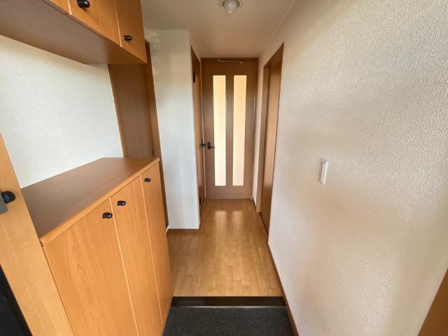 オリンピアＥの玄関|玄関