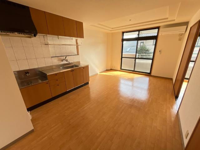 オリンピアＥの居間・リビング|リビング