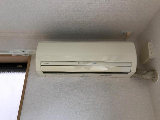 Ｈ様賃貸住宅　Ａ棟の設備|エアコン