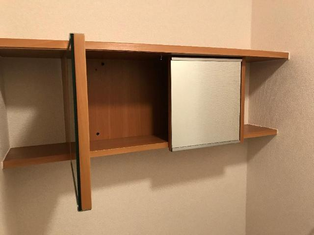リミエールしろのうちのトイレ|収納棚