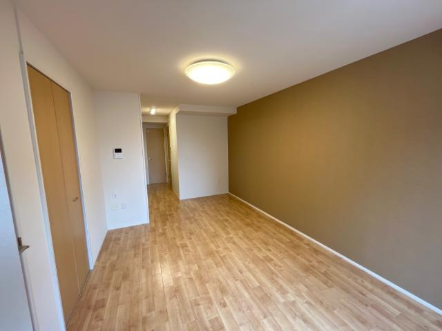 ラ　ルーチェ　Ｍの内装|洋室