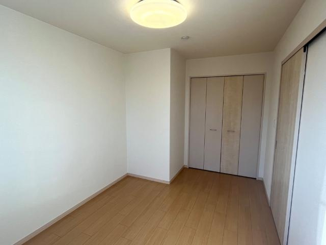 Ｄｒｅａｍ　Ｌｉｇｈｔｓの寝室|洋室