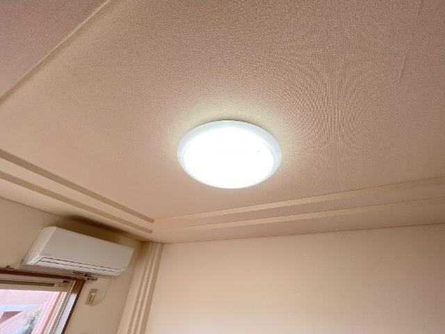 ハイツスイートドリームＡの設備|室内照明