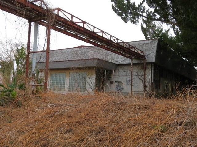 東松山市大字大谷の工場の外観