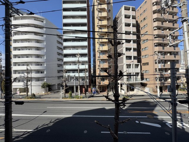ライオンズマンション西中延の展望|前面道路が広いため、開放的な眺望です