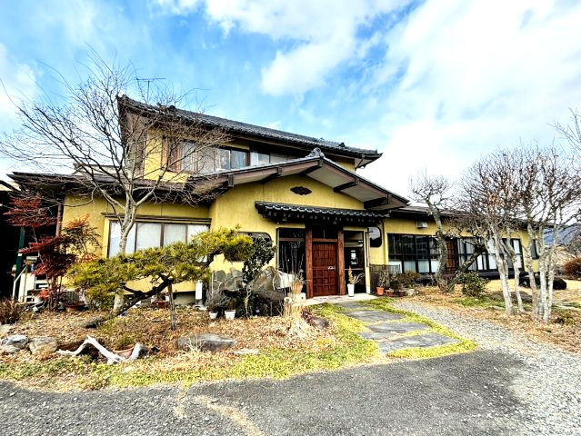 栃木県塩谷郡塩谷町　店舗付き中古物件の外観|外観もきれいです