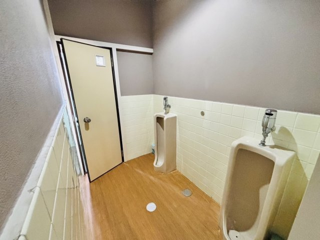 栃木県塩谷郡塩谷町　店舗付き中古物件のトイレ