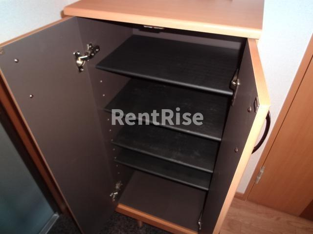 エスポワールU|下駄箱