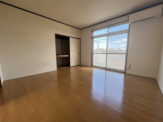 センチュリーの居間・リビング