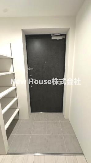 LEGALAND+江古田 の玄関