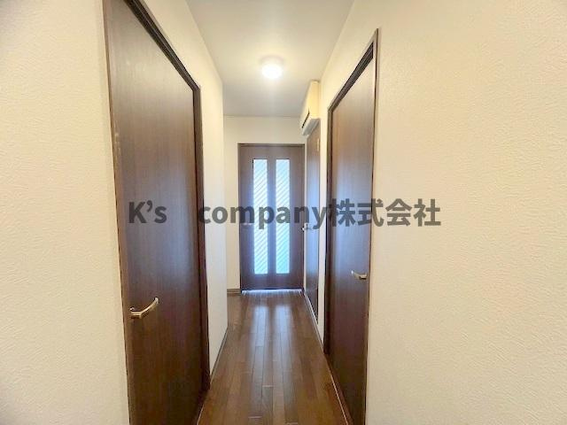 茅ヶ崎市南湖1丁目　ダイアパレス茅ヶ崎南湖の内装|落ち着いた内装の玄関ホール☆