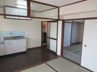 【居間・リビング】 | 漆器団地共同アパート