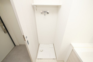 【設備】 | 藤の邸 江戸堀 | 洗濯機置き場です