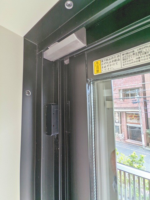 LEFOND PROGRES上野稲荷町の設備|窓センサーセキュリティ