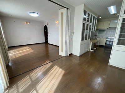 【居間・リビング】 | 中古一戸建　高知市一宮中町2丁目