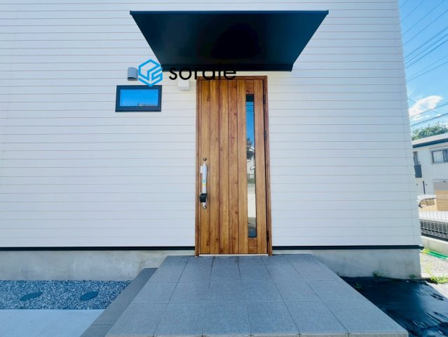 入間市南峯　の玄関