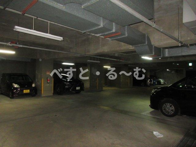 セラヴィの駐車場