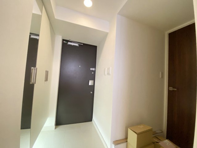 【玄関】 | アーバネックス高槻芥川 | 706号室の写真です。