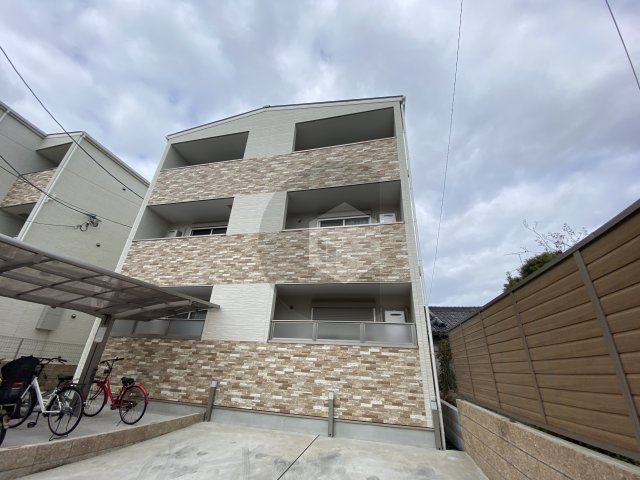 クリエオーレ寿町2の外観