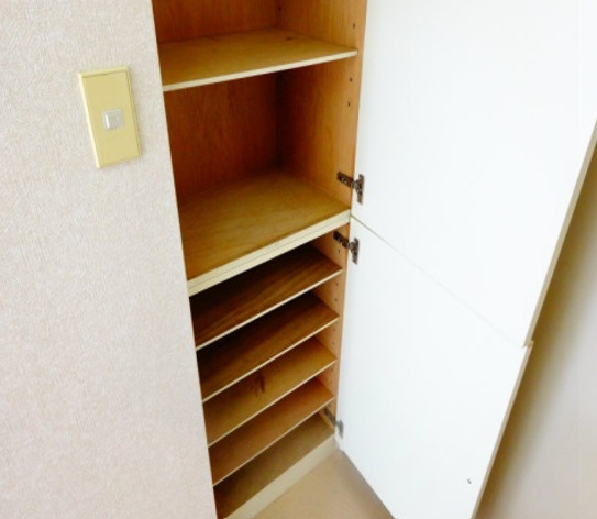 アネックス府中第2の玄関