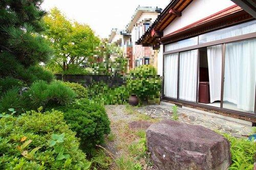 ■□旗ヶ崎売土地（上物有）□■のその他|南東向きの敷地配置になり、日の当たる明るい敷地になります。