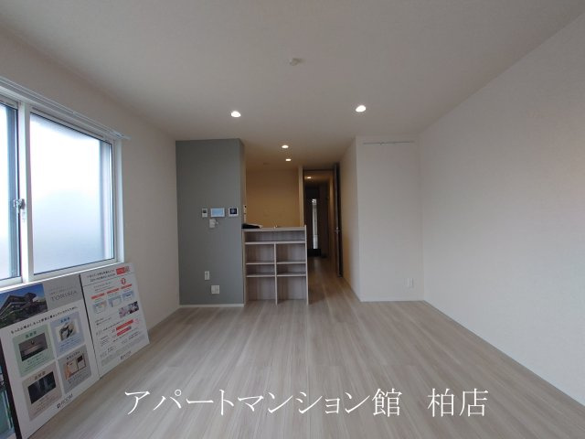 コニフェールⅡの居間・リビング