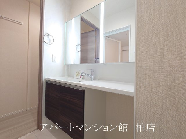 コニフェールⅡの独立洗面台