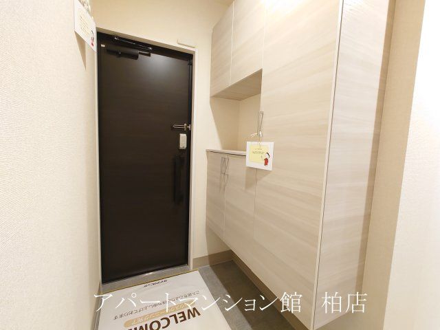 コニフェールⅠの玄関