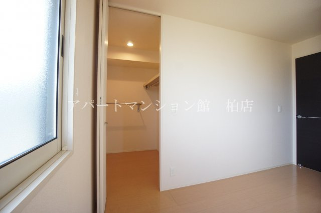 エクセレントヒルⅠ棟の収納
