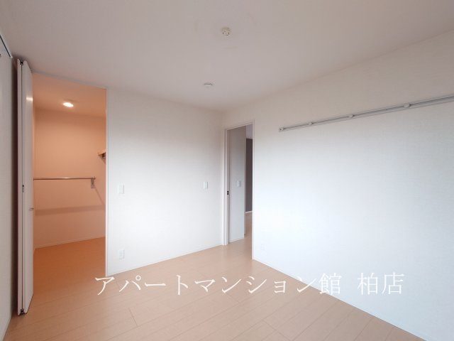 エクセレントヒルⅠ棟の洋室