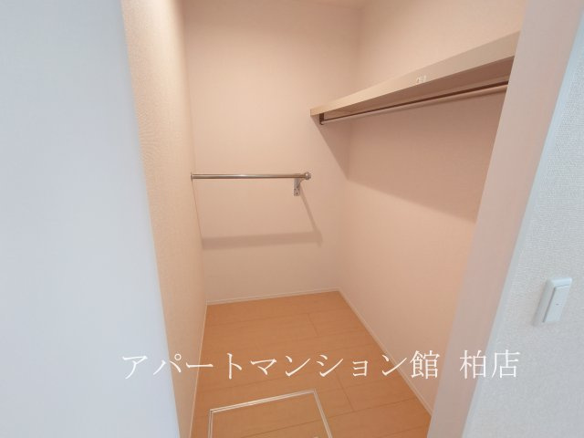 エクセレントヒルⅠ棟の収納