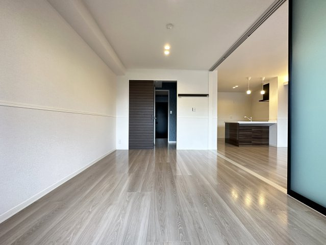 ベレオニシムラの内装