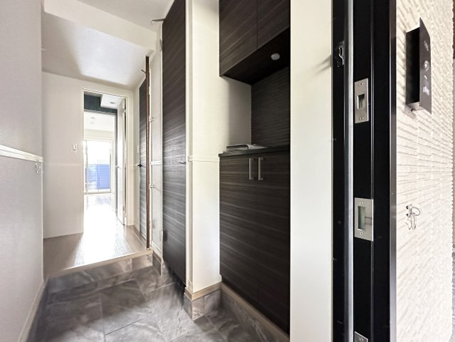 ベレオニシムラの玄関