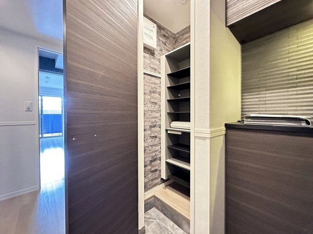 ベレオニシムラの玄関